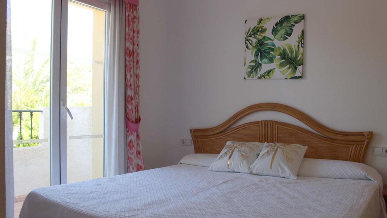 Bungalows Puerta Del Sol Unitursa 칼페 외부 사진