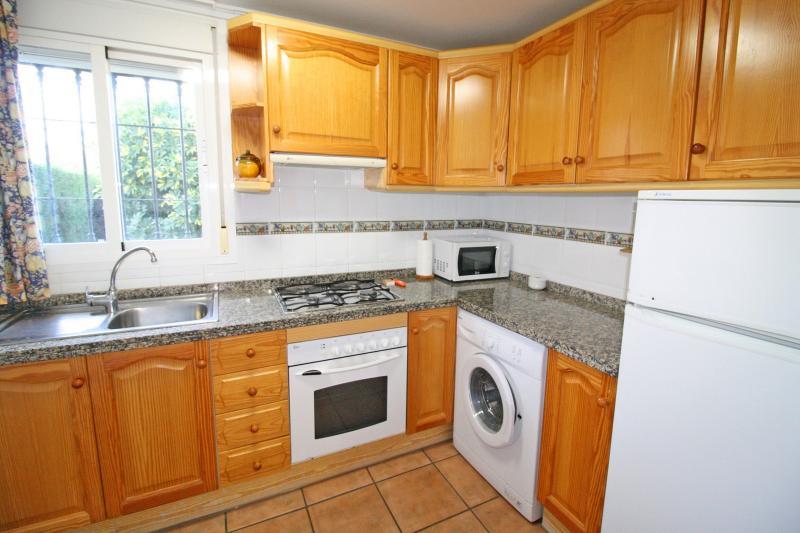 Bungalows Puerta Del Sol Unitursa 칼페 외부 사진