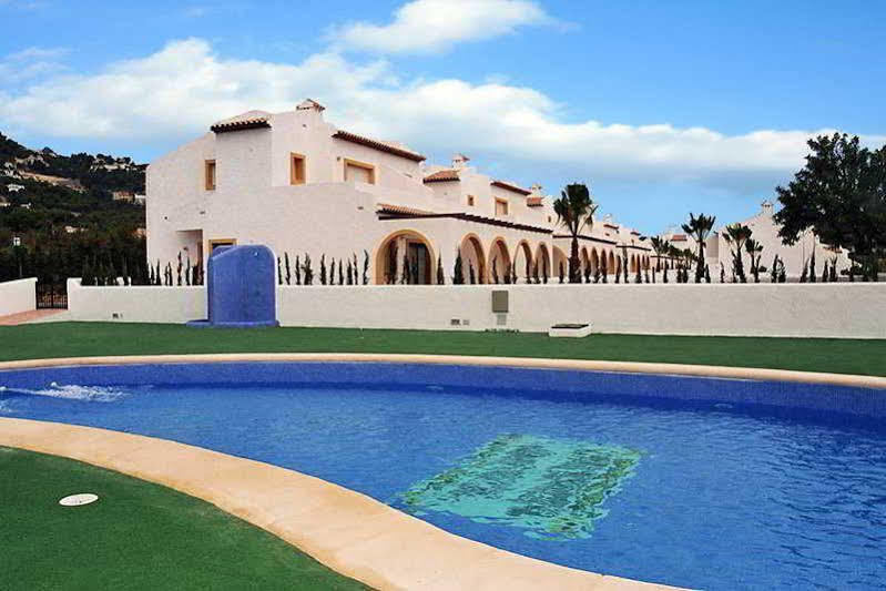 Bungalows Puerta Del Sol Unitursa 칼페 외부 사진